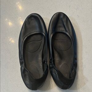 Black Faux Leather Ballet Flats - size 7.5